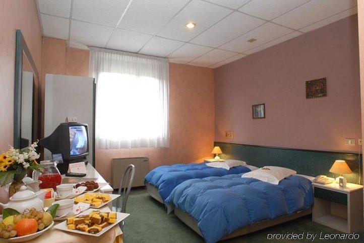 Thp Bologna Hotel Carteria di Sesto Rastignano Стая снимка