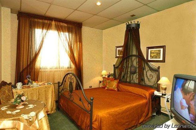 Thp Bologna Hotel Carteria di Sesto Rastignano Стая снимка
